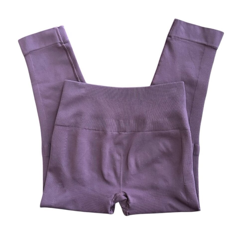 Lululemon Leggings Size 8 Cropped Purple Stretch Comfort Gym Workout